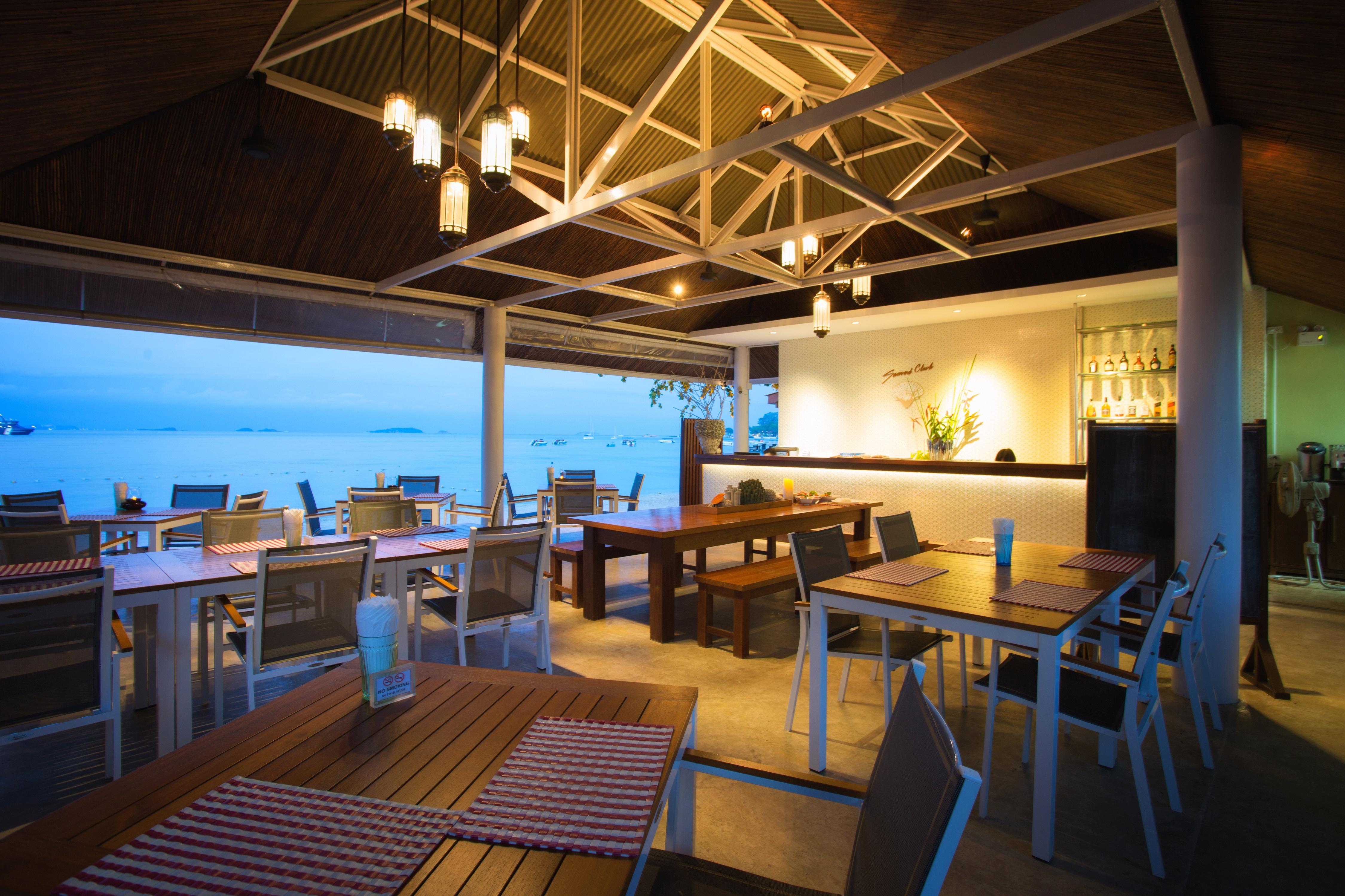 Готель Aqua Beads Samed Koh Samet Екстер'єр фото
